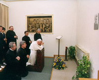Pave Johannes Paul II i bønn ved p. Jordans grav