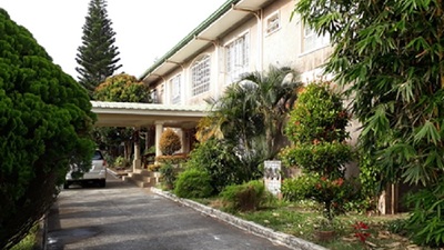 Hausgemeinschaft in Talon etwa 70 km südlich von Manila