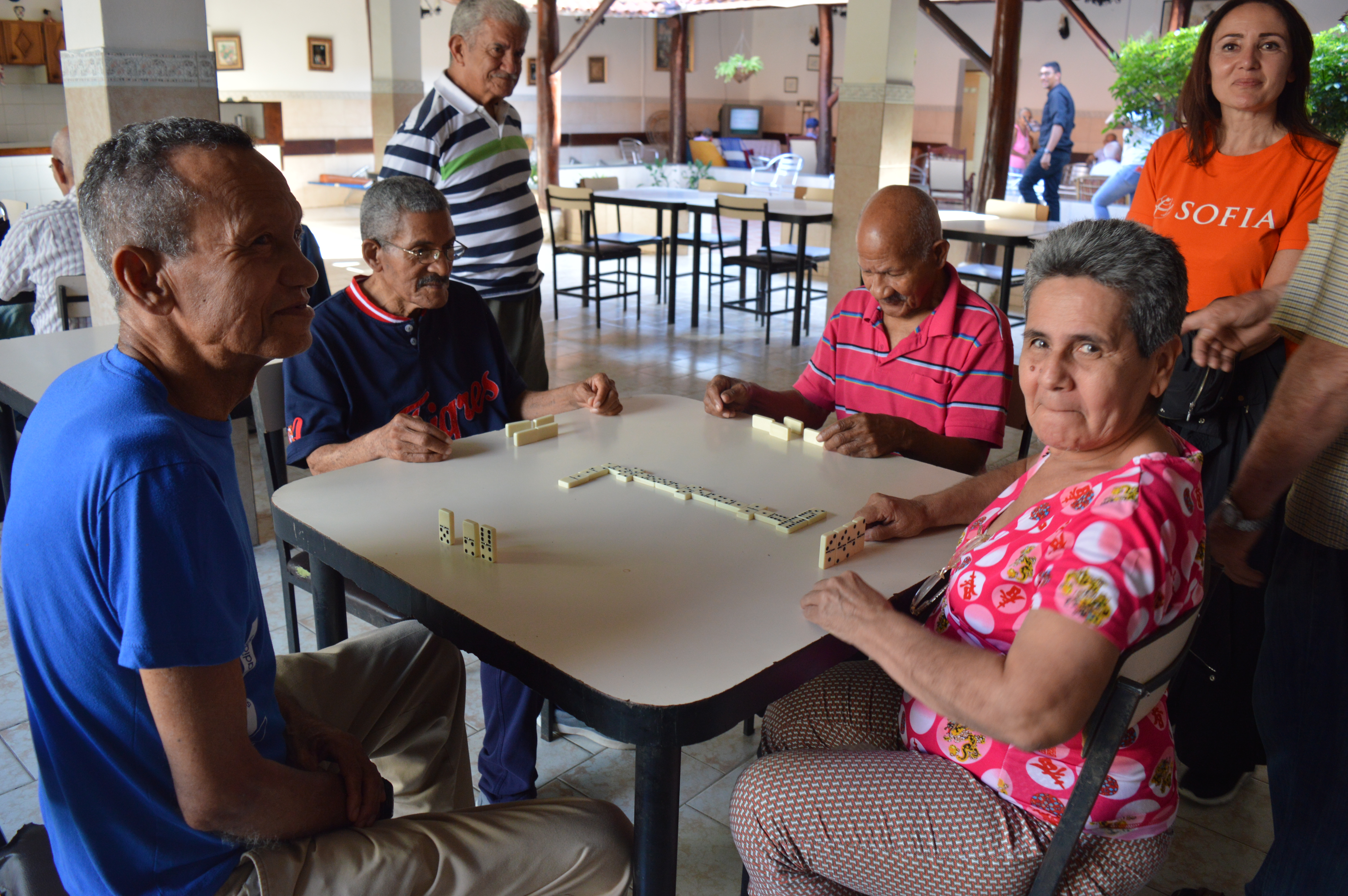 Die 'Casa Esperanza' ist das Seniorenheim; dort kümmert man sich um Senioren mit physischen und/oder psychischen Problemen