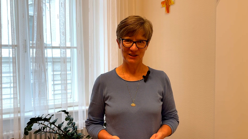 Sr. Brigitte Thalhammer, Generalökonomin der Salvatorianerinnen, erklärt im Video, warum sich ihre Ordensgemeinschaft gegen eine Finanzanlage in Gold entschieden hat / © ÖOK/rm Sr. Brigitte Thalhammer, Generalökonomin der Salvatorianerinnen, erklärt im Video, warum sich ihre Ordensgemeinschaft gegen eine Finanzanlage in Gold entschieden hat