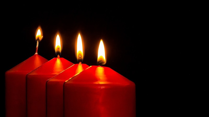 Advent candles / Image by Myriams-Fotos from Pixabay Advent candles