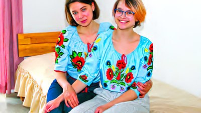 Polina Shevchenko (rechts) und ihre Mutter, angekommen im April 2022 in Wien