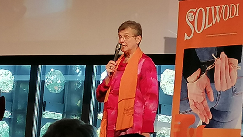 Sr. Maria Schlackl bei der Veranstaltung 'Menschenwürde - du spielst eine Rolle' 18. Okt. 2020 in Linz