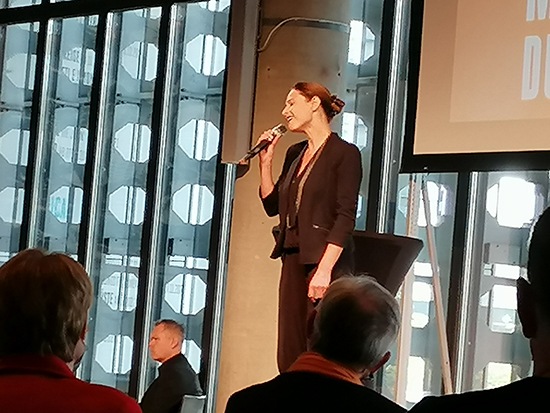 Schauspielerin Daniela Dett bei der Veranstaltung 'Menschenwürde - du spielst eine Rolle' 18. Okt. 2020 in Linz