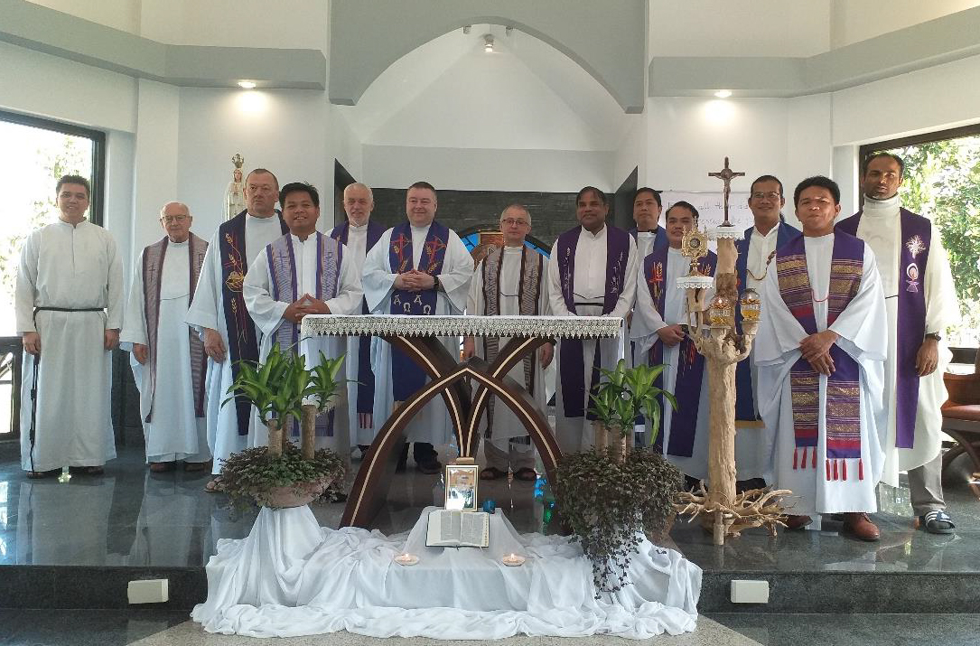 In der ersten Märzhälfte hielt das Vikariat sein Kapitel im neuen Noviziatsgebäude in Balubad,  Silang, ab