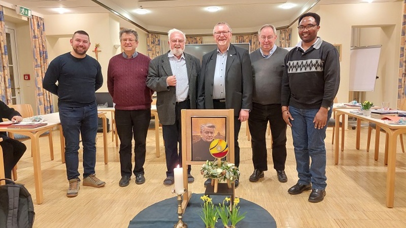 Provinzkapitel der Salvatorianer 2022. V.l.n.r.: P. Márton Gál, P. Erhard Rauch, P. Leo Thenner, Provinzial P. Josef Wonisch, P. Franz Tree und P. Salvator Mselle / Robert Sonnleitner Provinzkapitel der Salvatorianer 2022