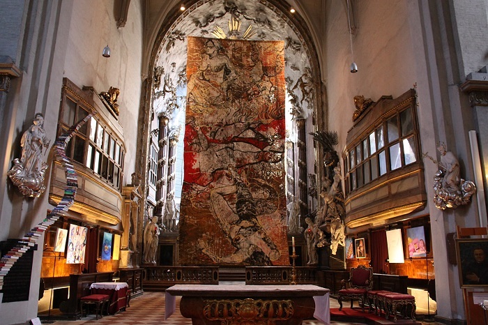 „Fastenaktion“ zum Thema Menschenhandel in Kooperation mit der Universität für angewandte Kunst in Wien St. Michael