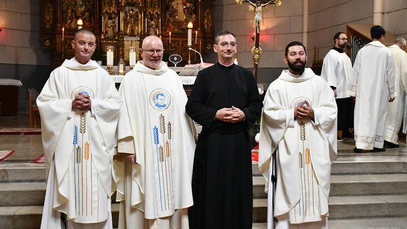 V.l.n.r.: P. István Barazsuly SDS, P. Nikolaus Lauš SDS, P.  Fr. Adrian Hafner SDS, P. Márton Gál SDS