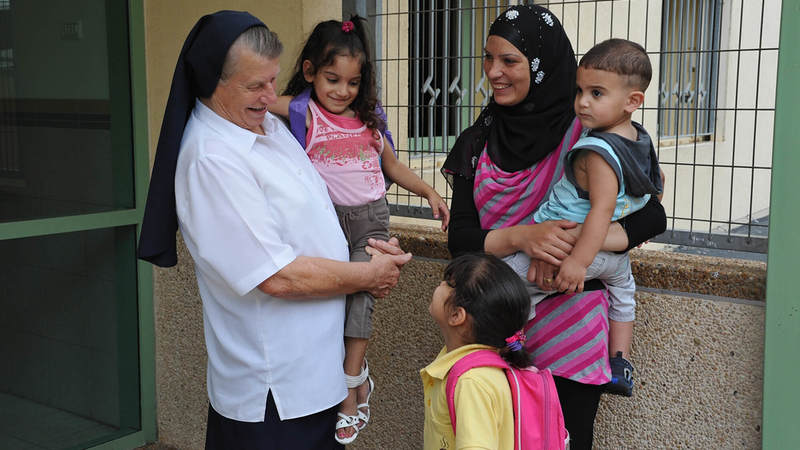 Schule der Salvatorianerinnen in Nazareth als beste Schule Israels ausgezeichnet / Salvatorianerinnen weltweit Schule der Salvatorianerinnen in Nazareth als beste Schule Israels ausgezeichnet
