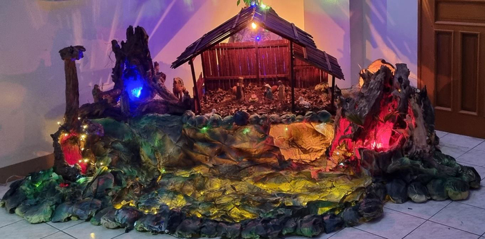 Weihnachtskrippenlandschaft im Eingangsbereich (Ost-Timor)