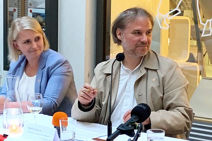 Am 2. September 2021 veranstaltete die Ordensinitiative 'ausserordentlich' eine Podiumsdiskussion zum Thema Obdachlosigkeit