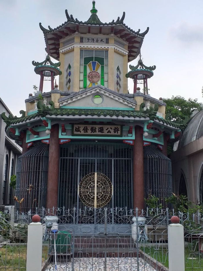 Chinesisch-buddhistische Grabstätte 