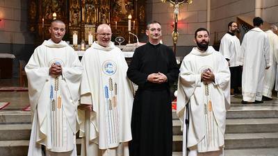 V.l.n.r.: P. István Barazsuly SDS, P. Nikolaus Lauš SDS, P.  Fr. Adrian Hafner SDS, P. Márton Gál SDS