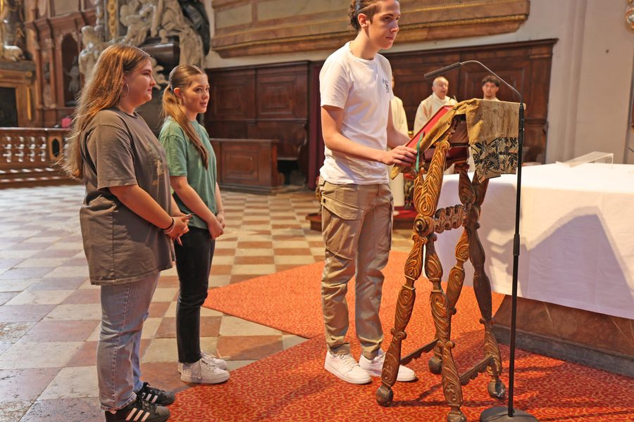 Die HTL Wien 10 zu Besuch in der Michaelerkirche