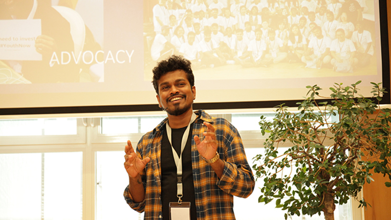 Ravi Tissera: 'Wir wollen Bildung nutzen, damit Studentinnen und Studenten Führungspersönlichkeiten der Transformation werden.'