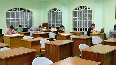 Ganz unaufgeregt der Studierraum 