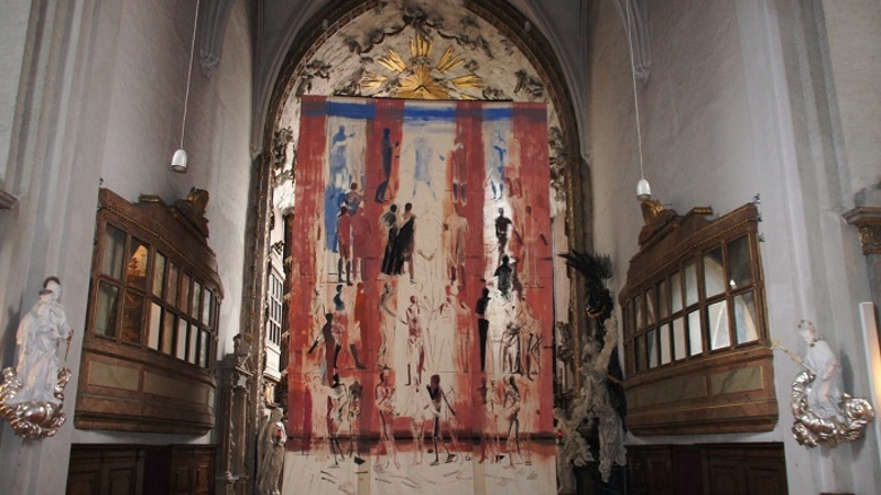 Das Fastentuch 2020 in der Michaelerkirche stammt vom Osttiroler Künstler Michael Hedwig