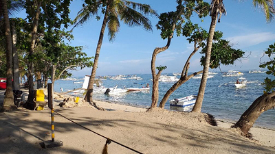 Alona Beach